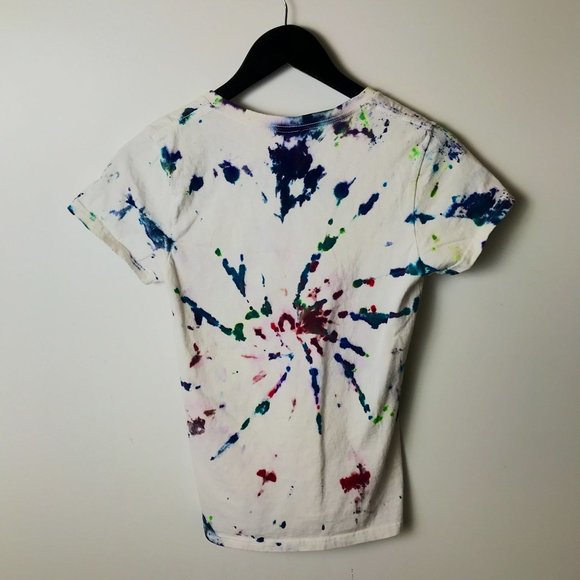 Gildan T Shirt Trendy Tie Dye Festival V-Neck Tee Short Sleeve Cotton Logo Small - Picture 3 of 10